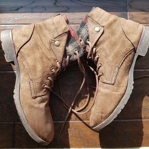 Rock & Candy low heel boots